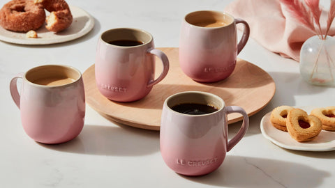 Superficie vidriada Le Creuset facilita limpieza rápida.