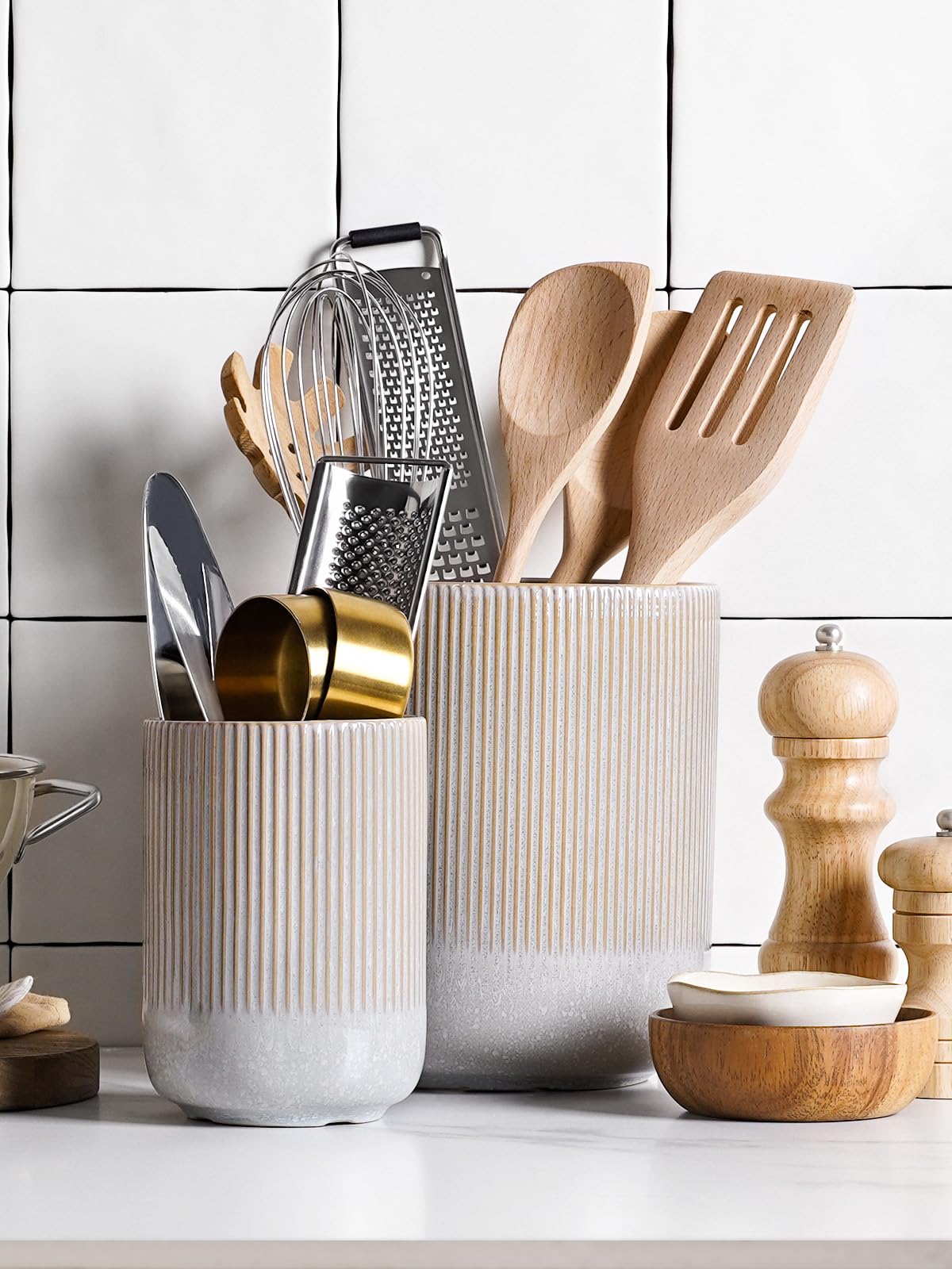 LE TAUCI conjunto porta-utensilios cerámico, organizador para encimeras con estilo.