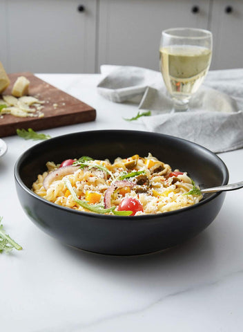 LE TAUCI tazón sopa 45oz, apto para porciones abundantes y calor reconfortante.