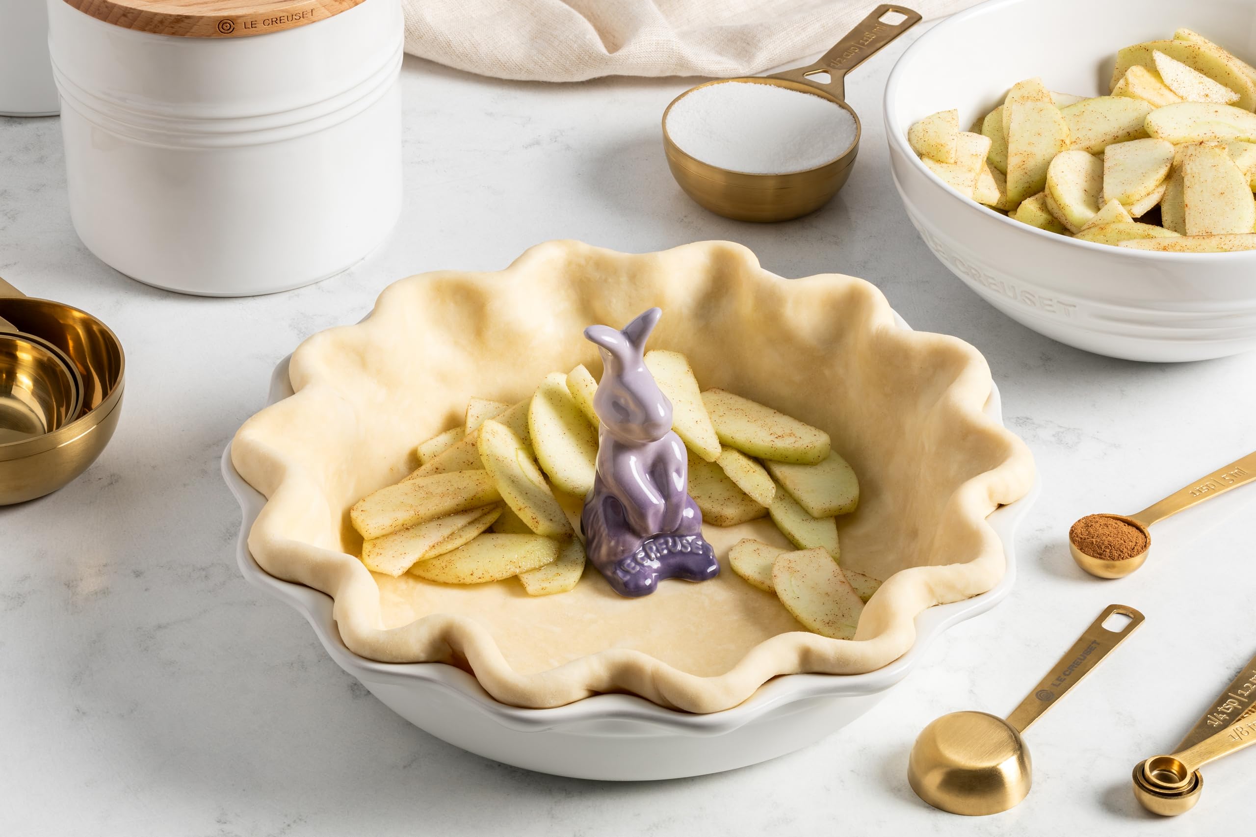Le Creuset cucharas medidoras oro, set elegante para una cocina ordenada.
