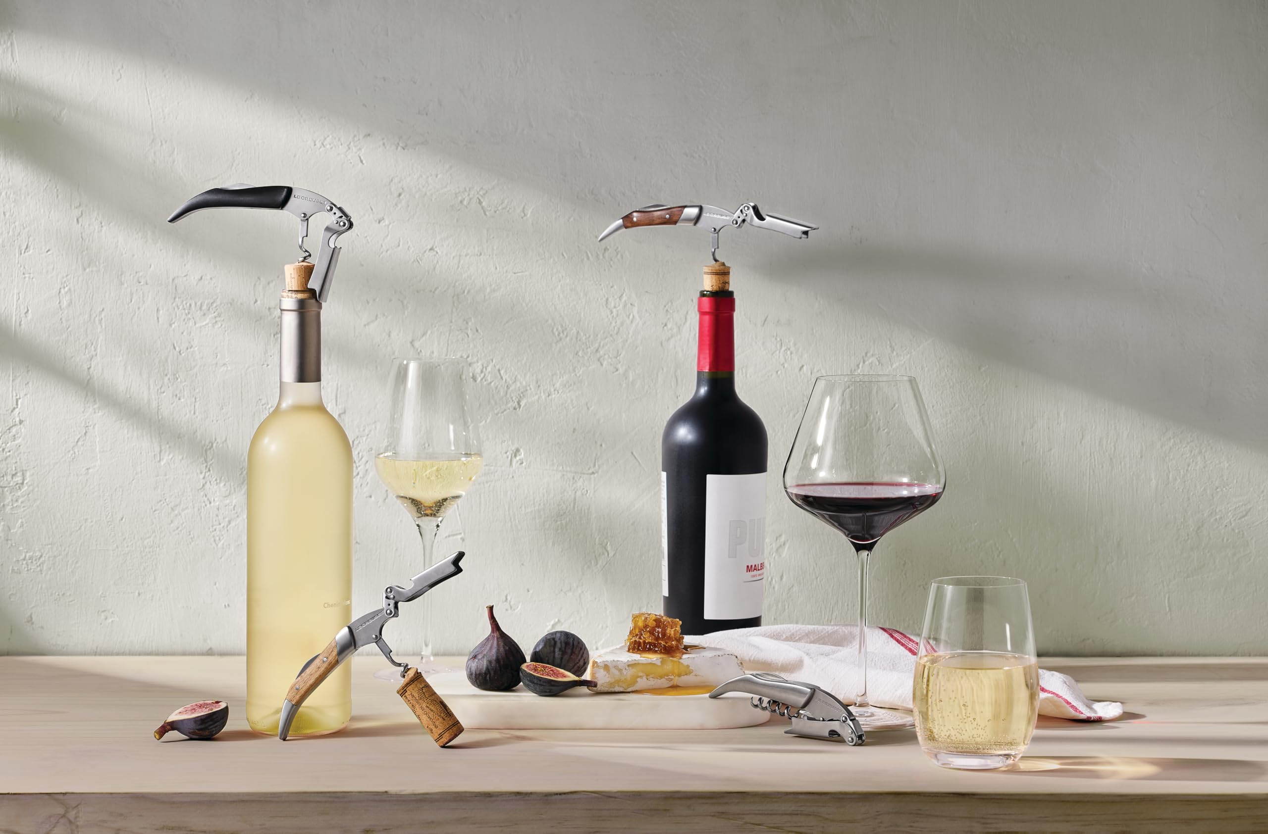 Le Creuset destapacorchos diseno plegable facilita limpieza y transporte