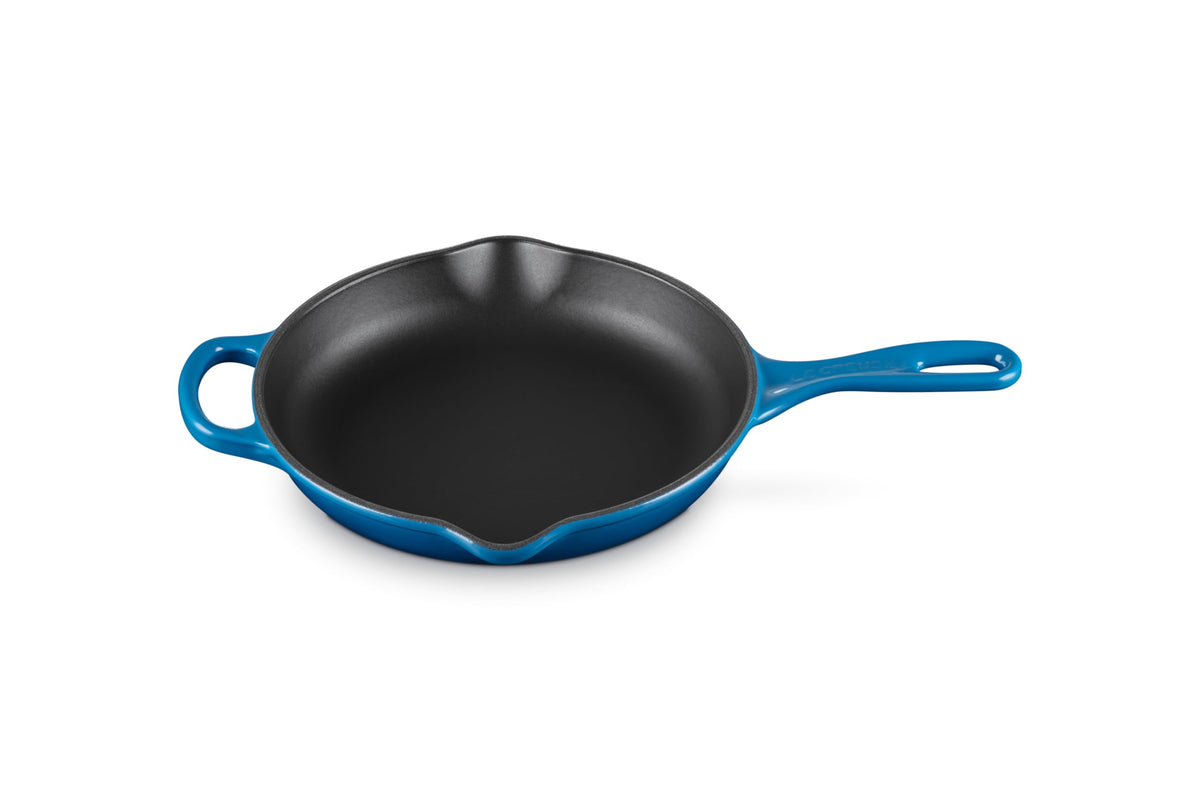 Le Creuset sartén de hierro esmaltado Signature, vista externa, calor uniforme para cocción precisa