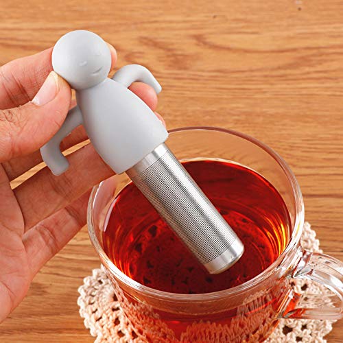 Infusor de malla fina de acero inoxidable para una taza limpia.