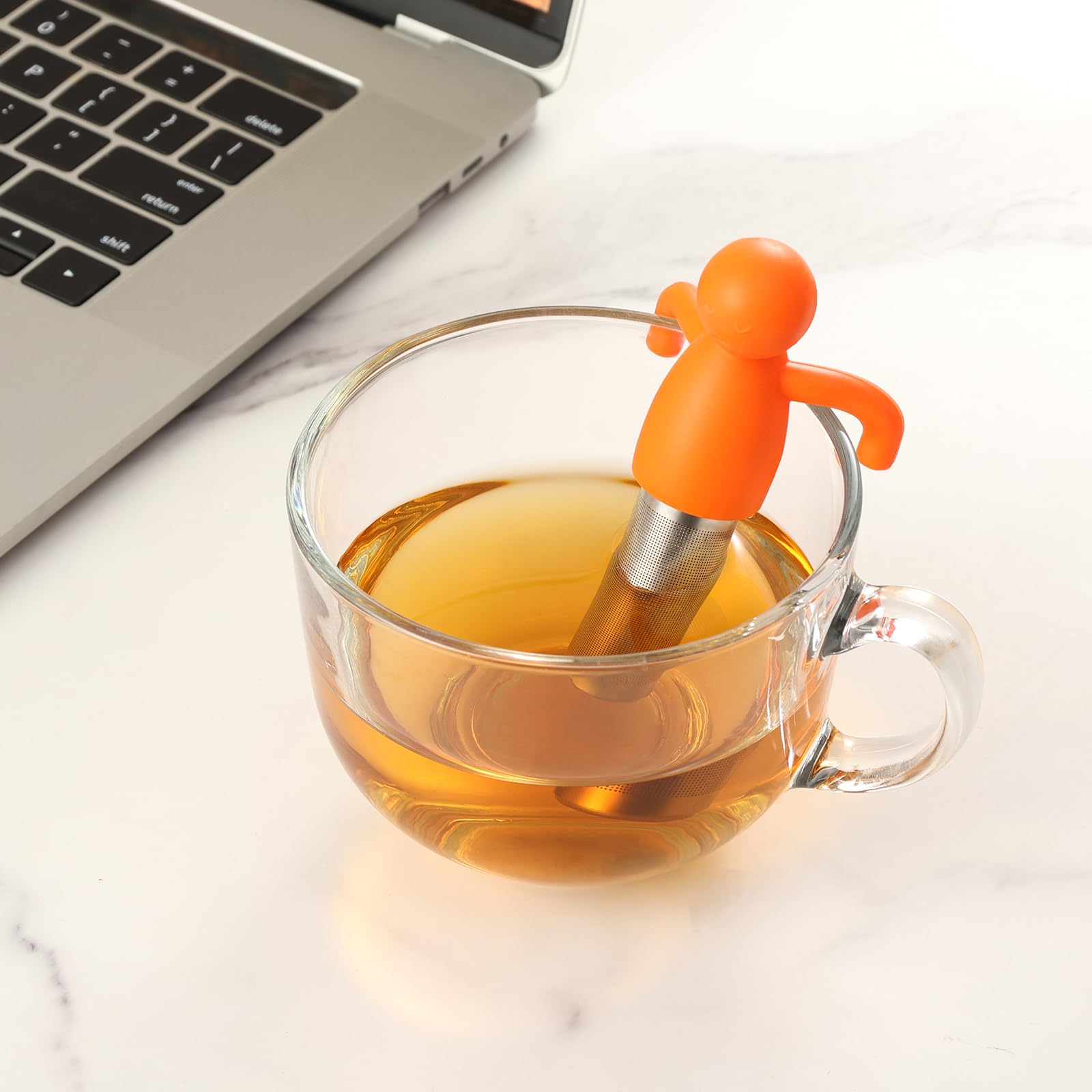 Infusor Leden naranja con tapa de silicona para evitar salpicaduras