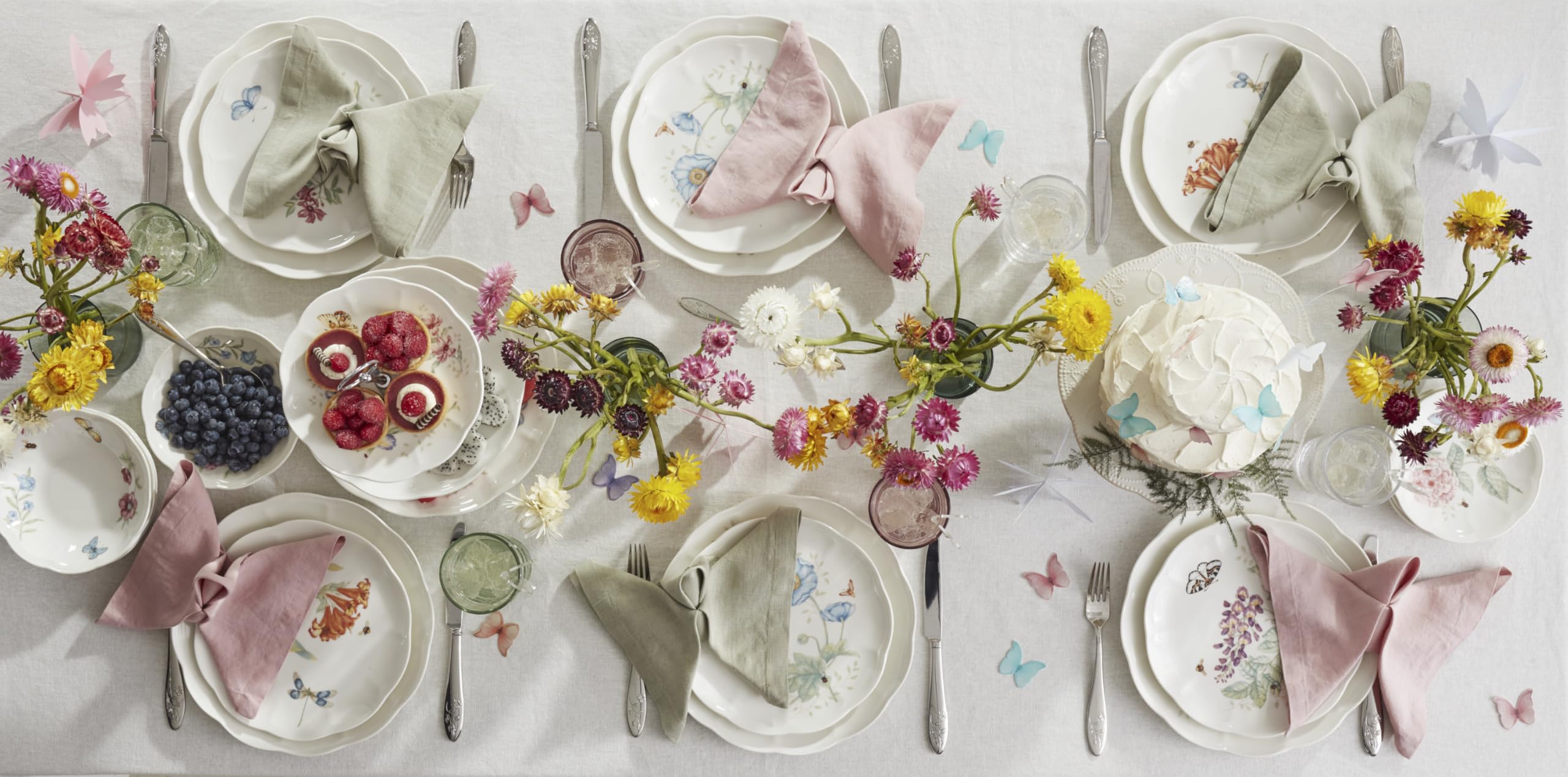 Lenox Butterfly Meadow tazón fruta de 11 oz, práctico para porciones de fruta fresca.