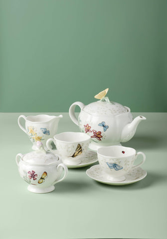 Lenox Butterfly Meadow azucarero: opción ordenada para la mesa de té.