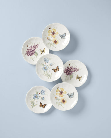 Lenox Butterfly Meadow con bordes escallopados para presentación elegante