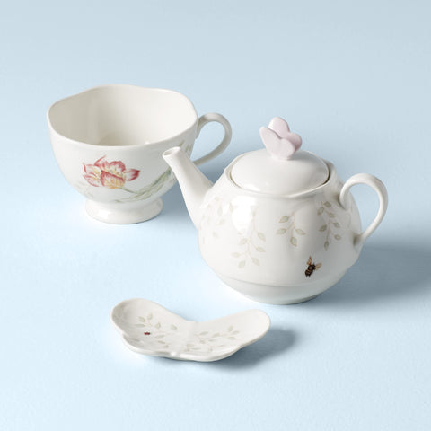 Diseño apilable y decorativo de Butterfly Meadow para ahorrar espacio.