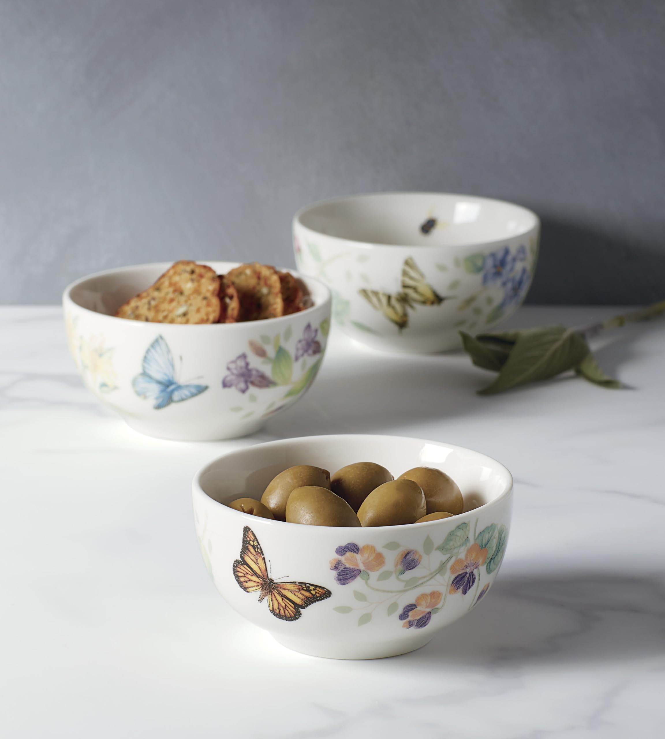 Lenox Butterfly Meadow mini tazon 8 oz, material porcelana blanca duradera