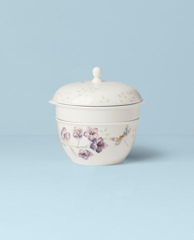 Lenox Butterfly Meadow: porcelana de alta calidad para momentos especiales y diarios.