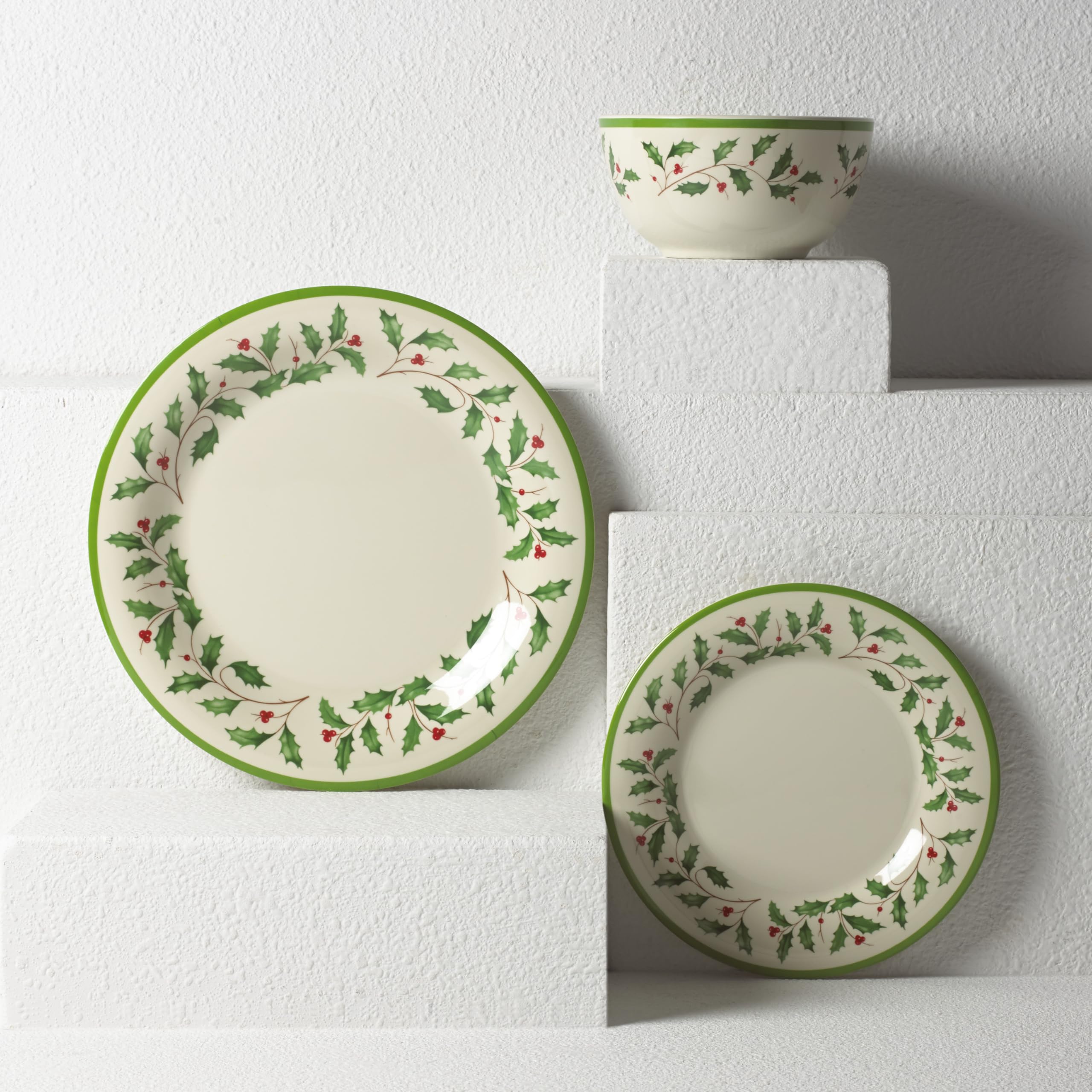 Plato Lenox Holiday de 10.5 pulgadas, tamaño ideal para platos principales.