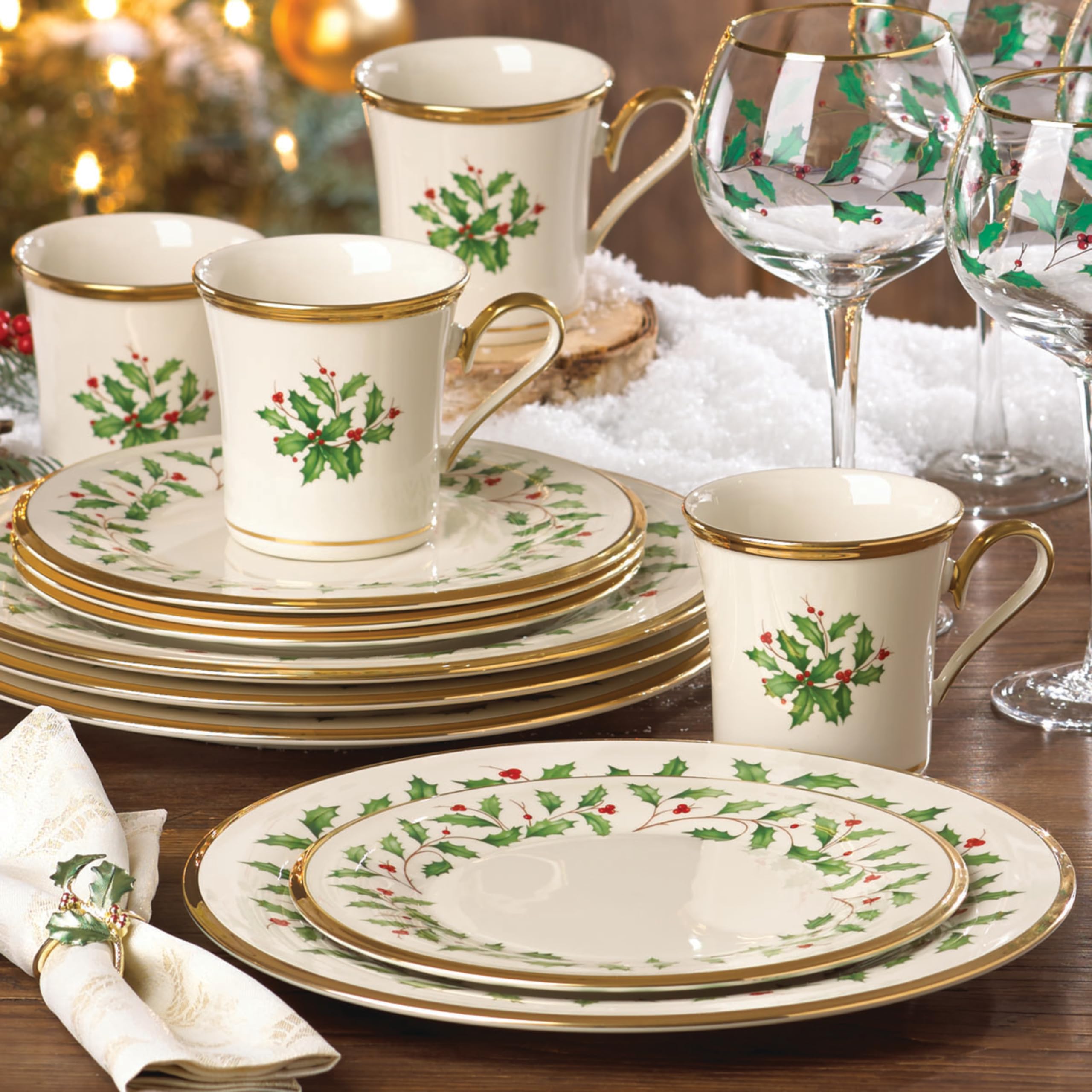Lenox Holiday: servicio para 4 piezas para comidas festivas y reuniones.