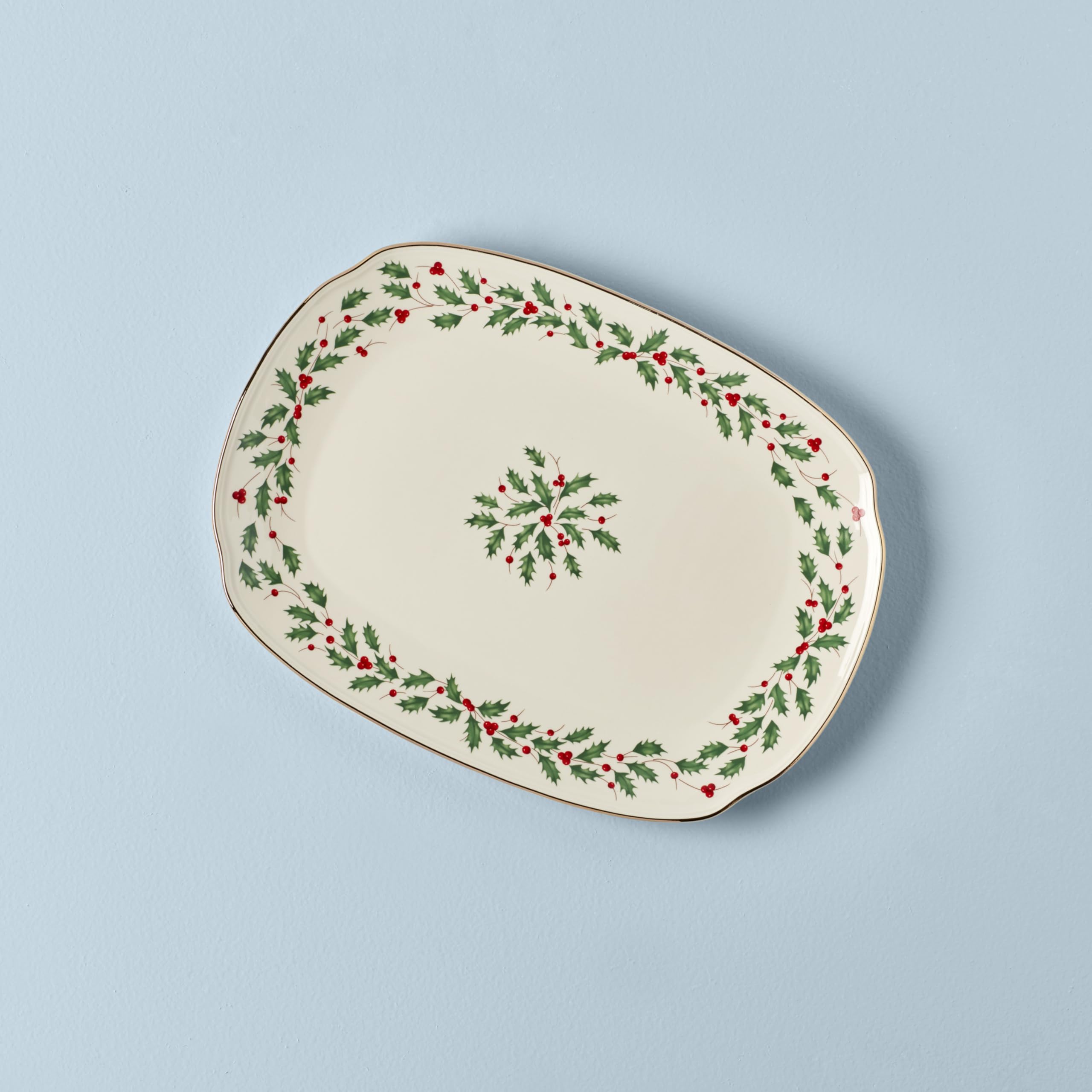 Lenox plato de servir oro 24k, aporta brillo festivo a la mesa.