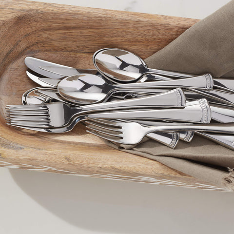 Cucharas de cena Lenox Portola, tamaño perfecto para comidas formales.