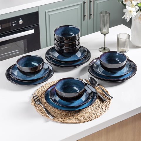LERATIO platos de 8,5 pulgadas en cerámica azul, ideales para ensaladas y aperitivos.