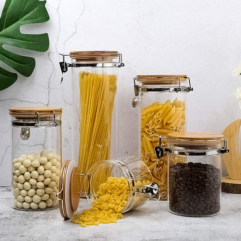 Uso en cocina: almacenar harinas, galletas y especias.