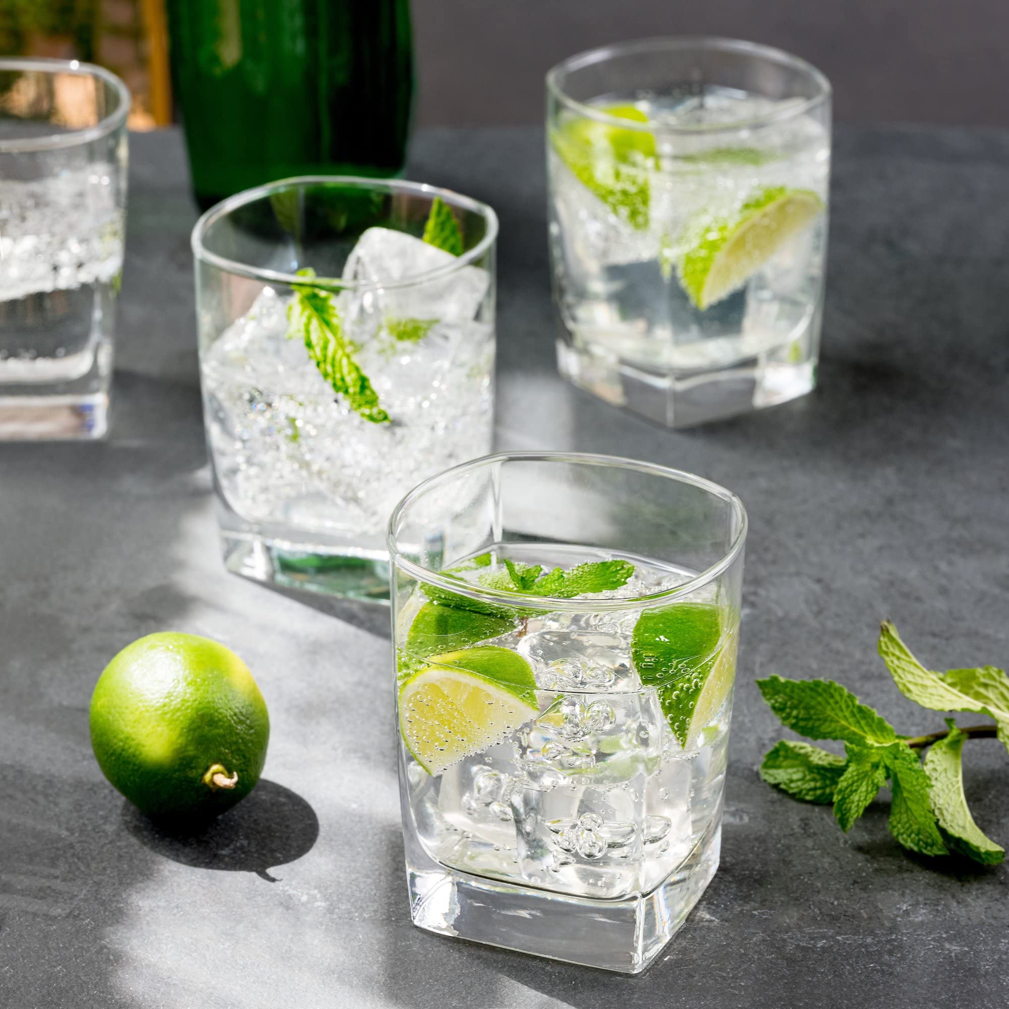 Le'raze vasos whisky rectos para bar con diseño moderno.