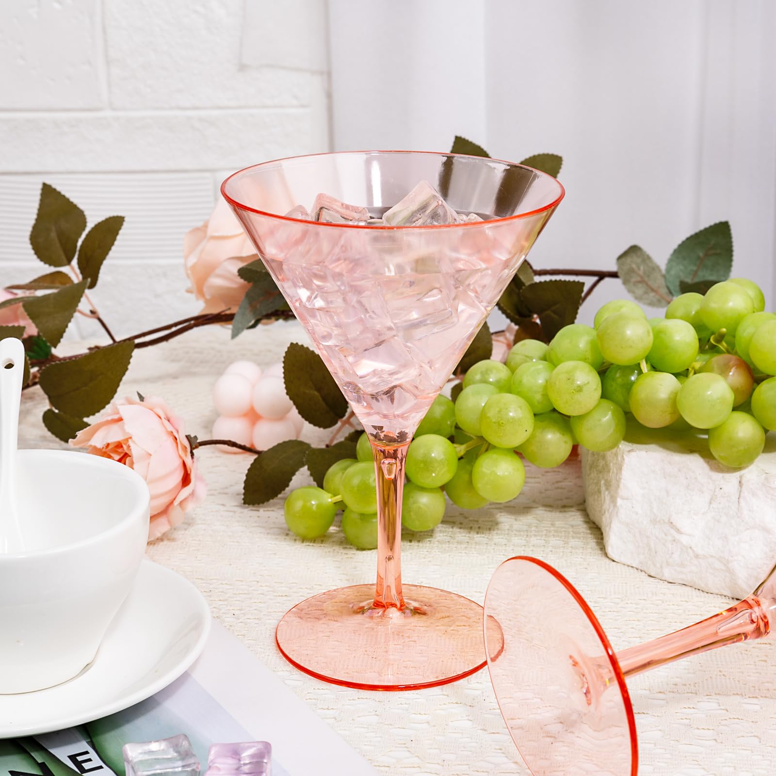 Liacere copas martini rosas para bar y casa, resistentes.