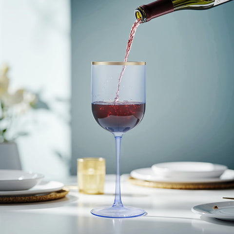 Copa Liacere de plástico azul con tallo, diseño elegante y práctico.