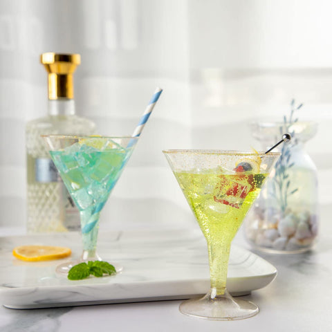 Vaso cóctel dorado Liacere, ideal para bodas y celebraciones.