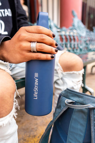 Capacidad de 24 onzas LifeStraw Go Series para hidratación sostenida