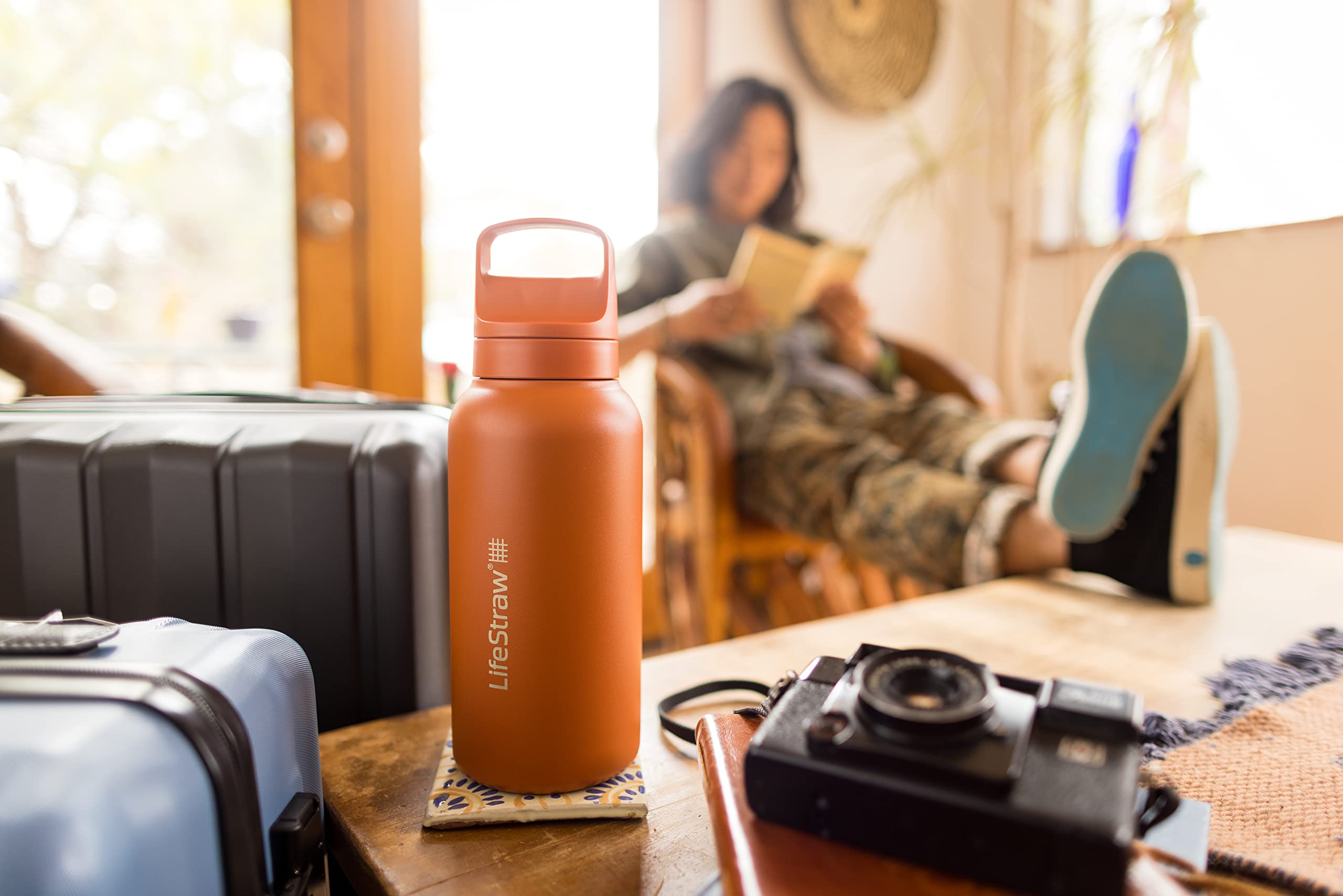 LifeStraw Go Series: microfiltración reduce microplásticos para un agua más limpia.