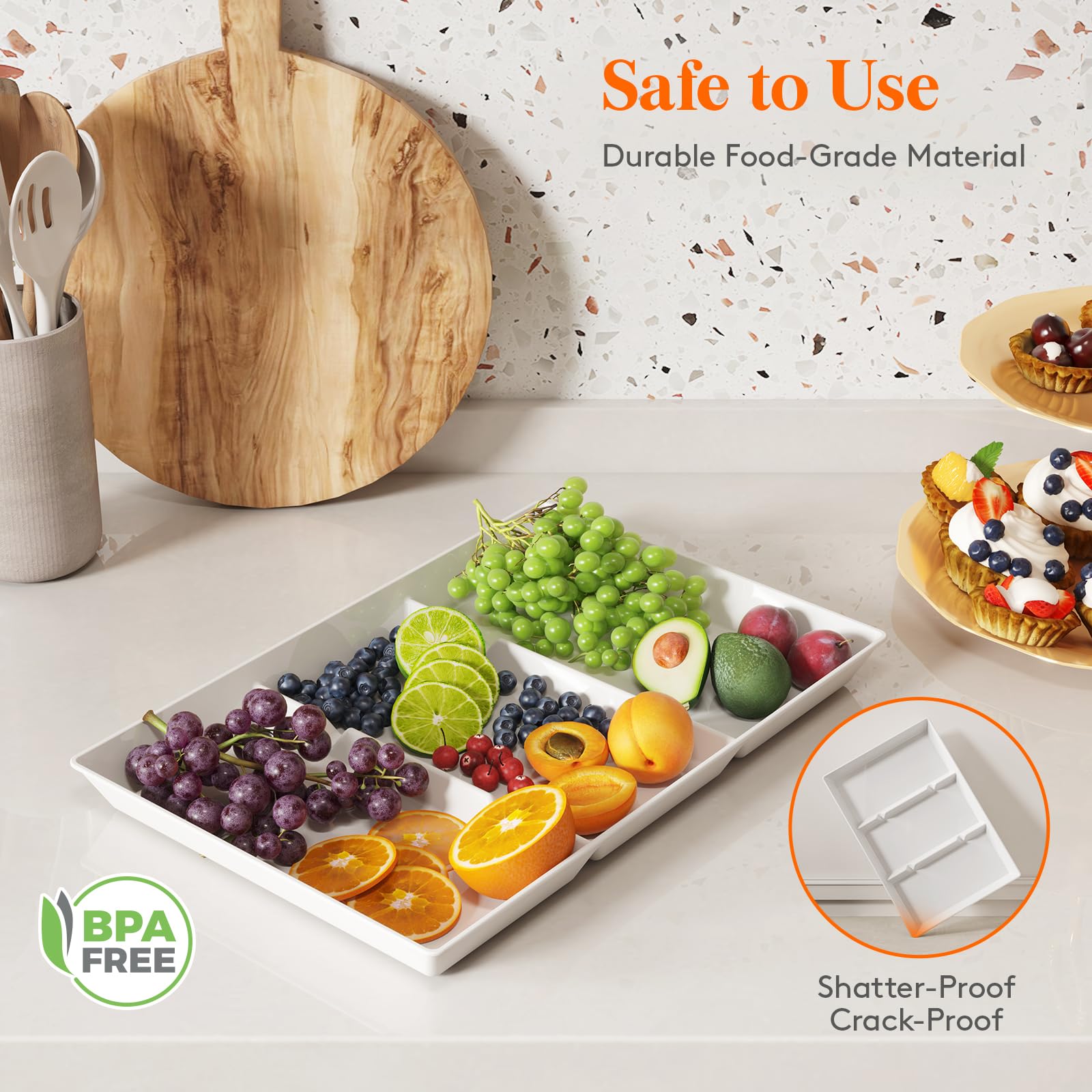 Bandejas Lifewit de plástico con 3 compartimentos para presentar alimentos variados.