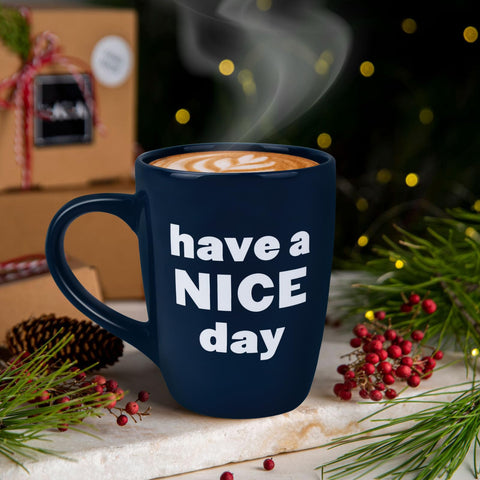 Taza Likeny 13oz con paredes gruesas para mayor durabilidad.
