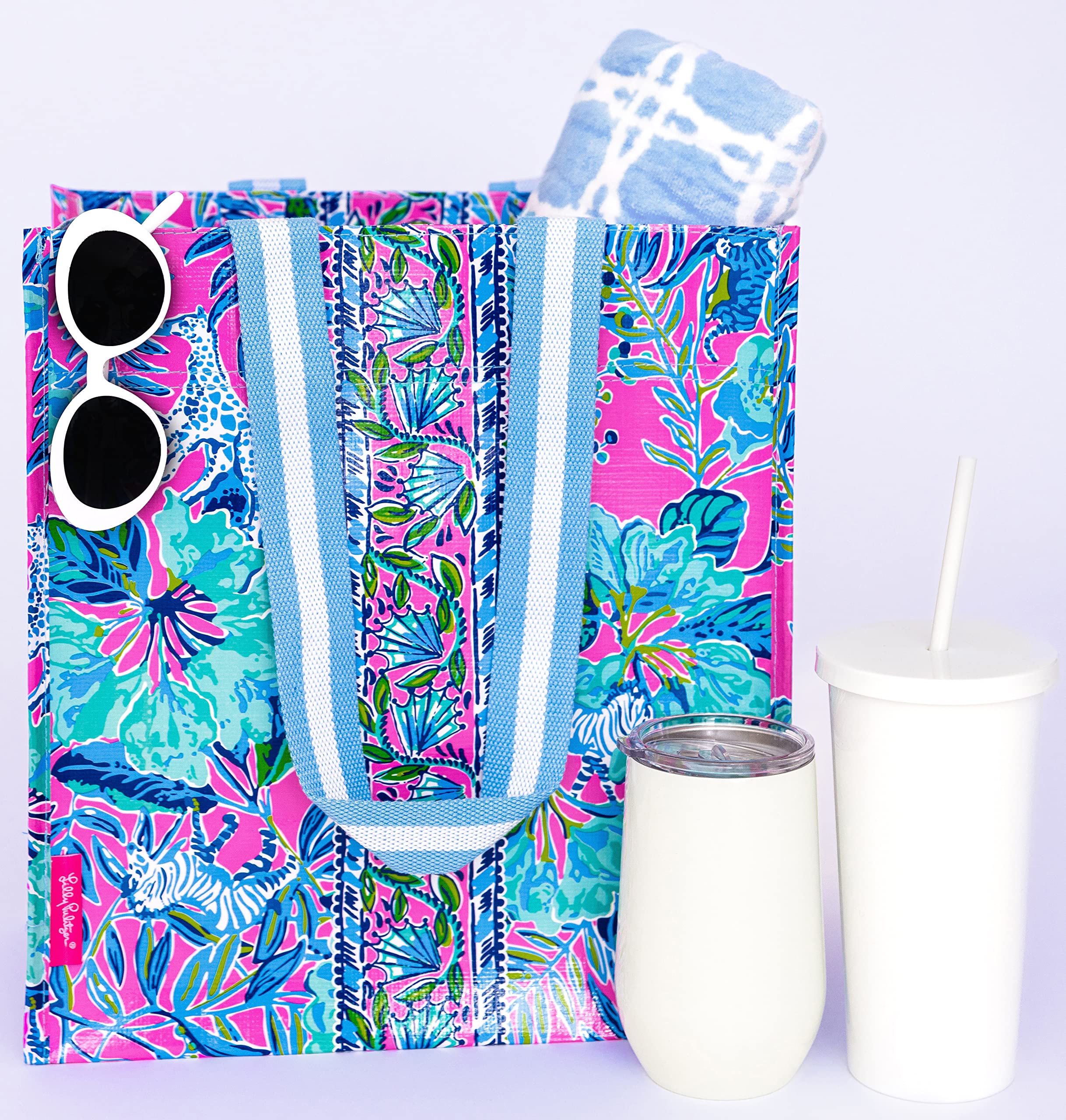 Lilly Pulitzer Market Shopper Bag, herrajes dorados para un toque sofisticado.
