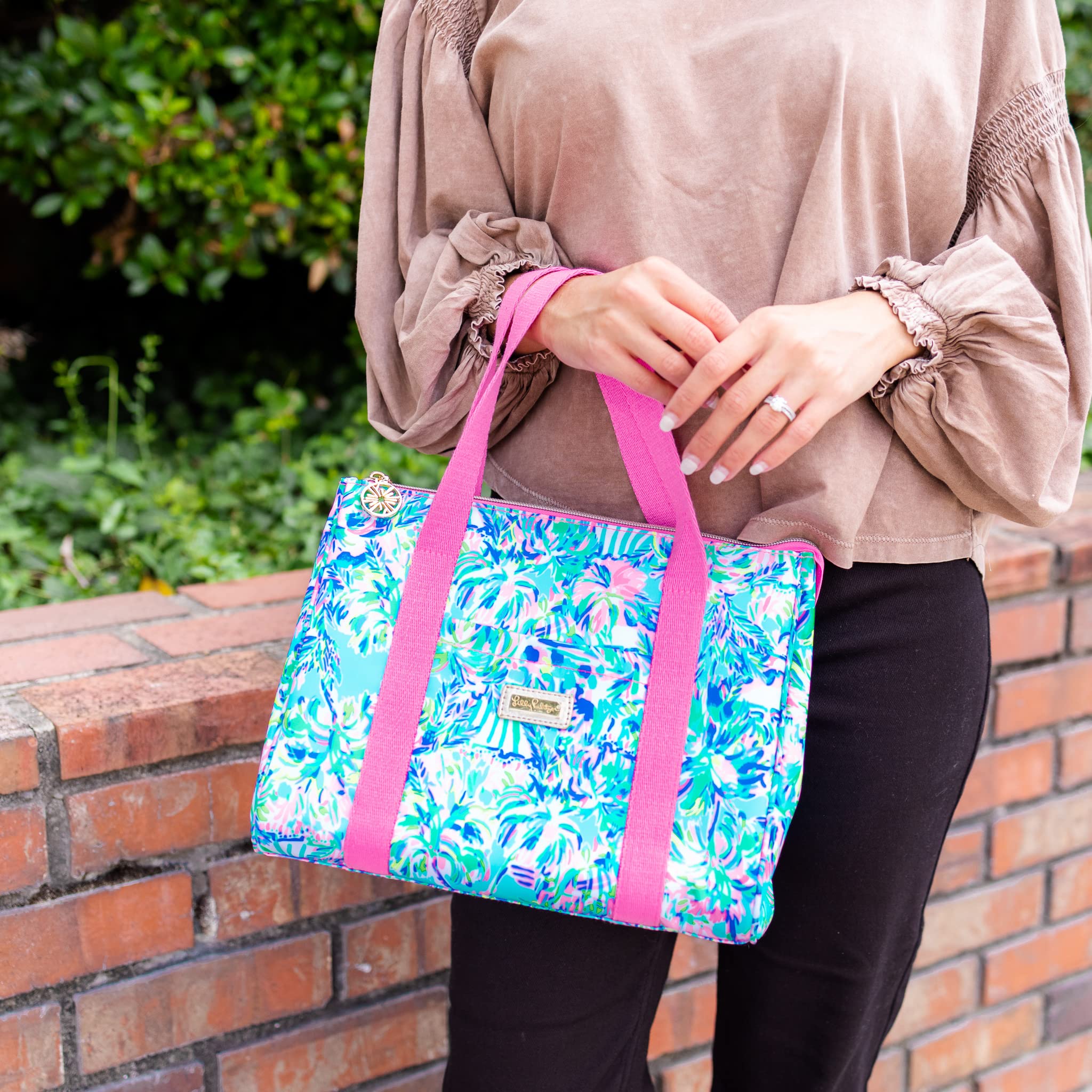 Bolsa Lilly Pulitzer Cabana Cocktail, correas para hombro cómodas para llevar todo el día.
