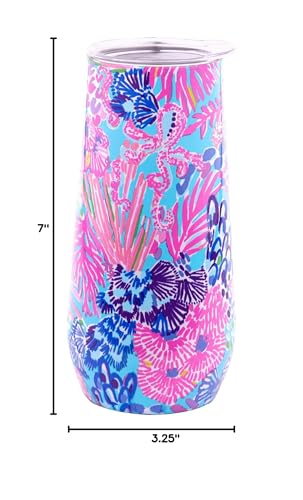 Uso diario de Lilly Pulitzer para desayunos y brindis al atardecer.