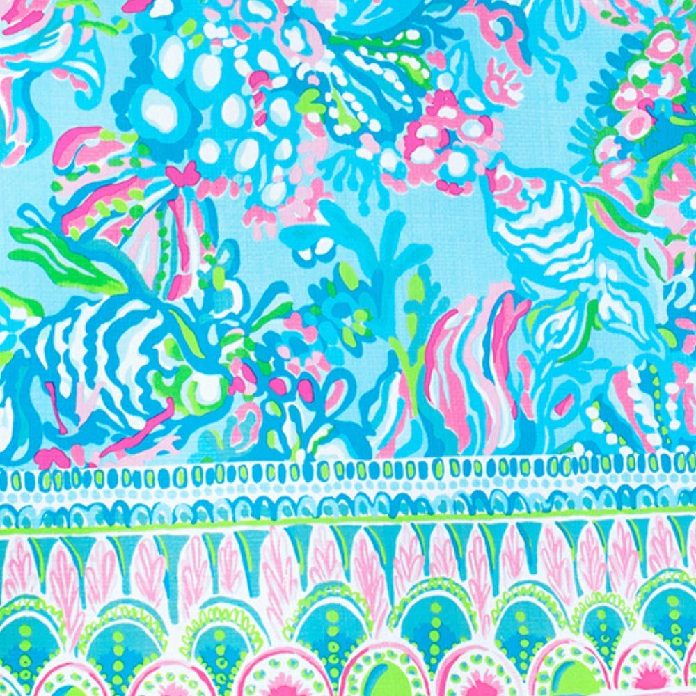 Bolsa Lilly Pulitzer Aqua La Vista para playa y mercado, fácil de doblar y guardar.