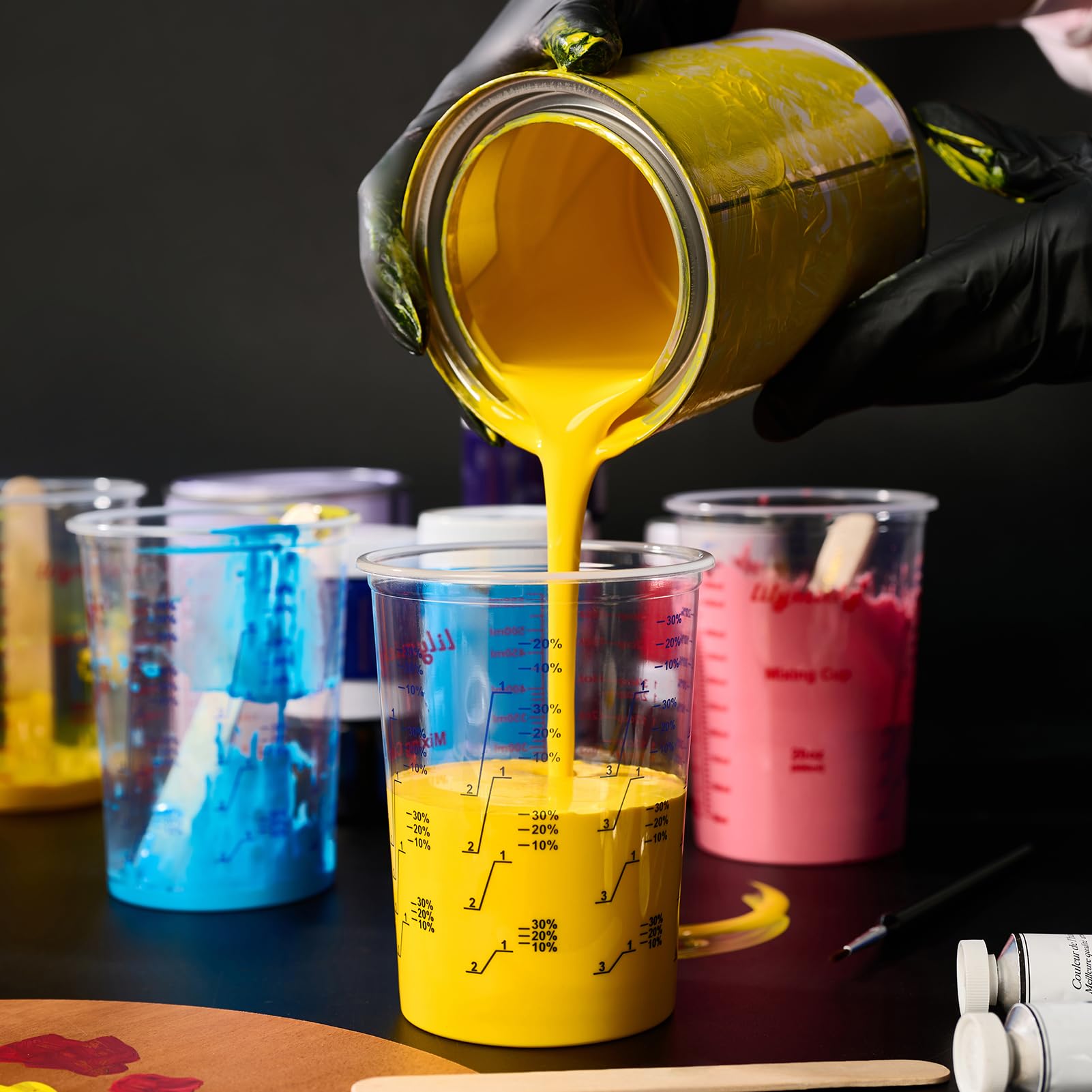 Tazas Lilymicky con OZ y ML para medidas rápidas.
