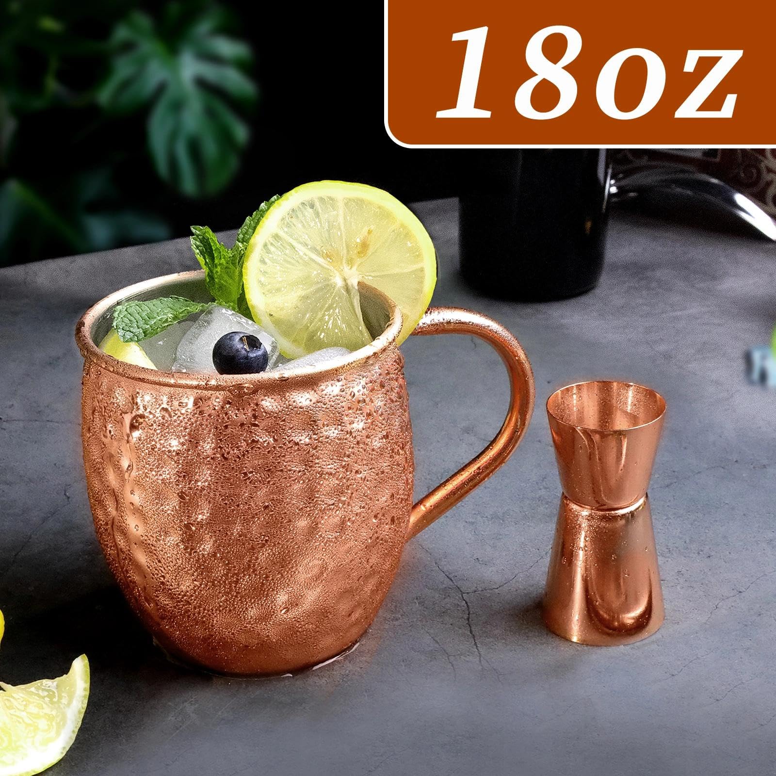 LINALL Moscow Mule: detalle del acabado espejo en las jarras.