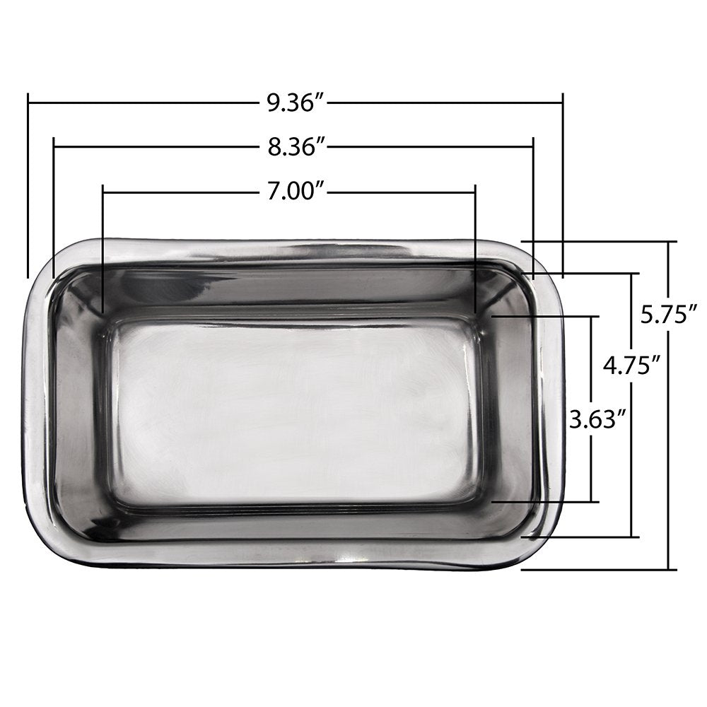 Lindy's diseño duradero de acero inoxidable garantiza uso repetido para panes y pasteles.