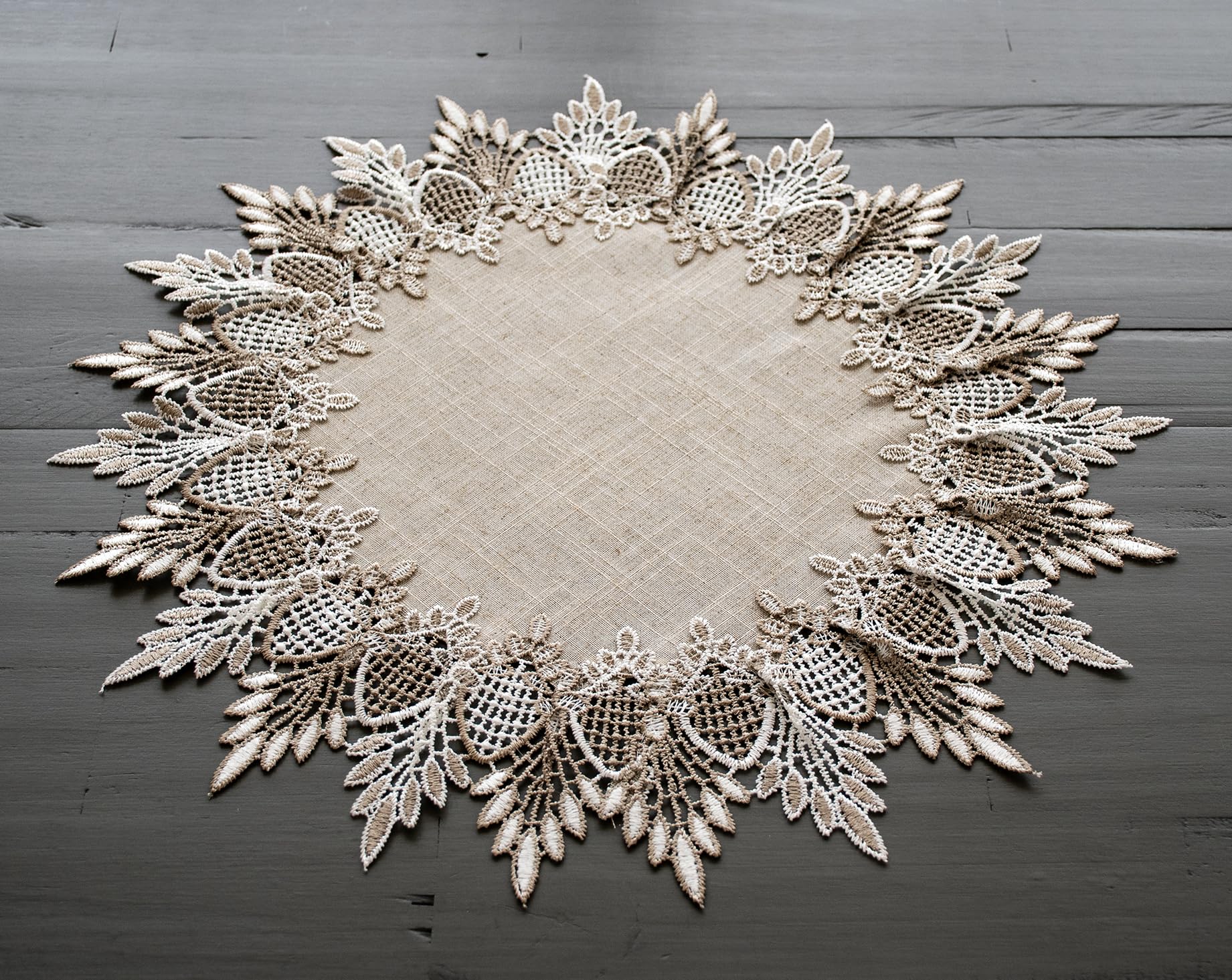 Linens, Art and Things lace doily complemento de mantel y textiles