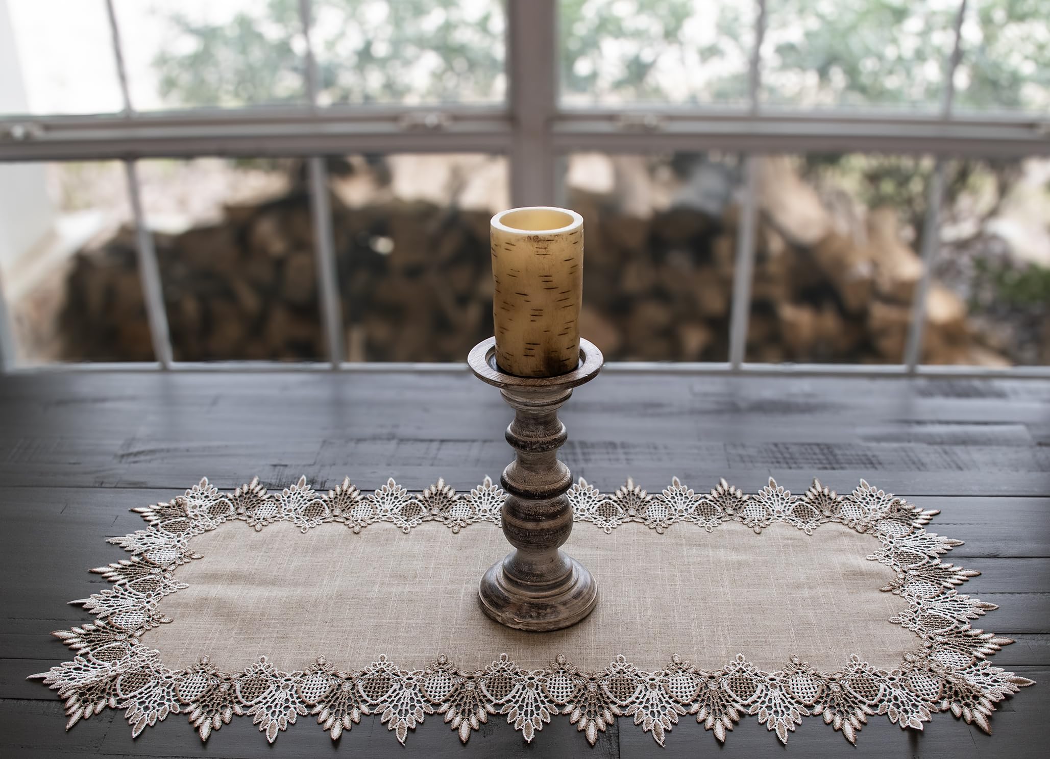 Linens, Art and Things: perfecto para mesa de comedor en ocasiones especiales.