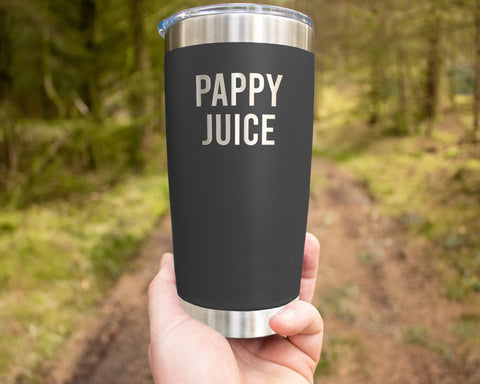 Vaso con tapa sin BPA, ideal para viajes diarios.