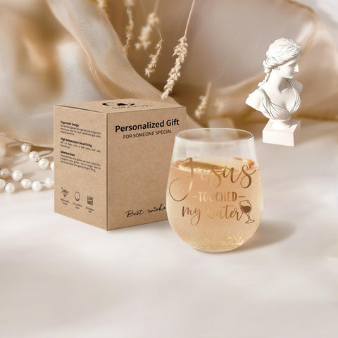 Uso versátil del vaso LittleBIGGER para vino, cócteles y jugos.
