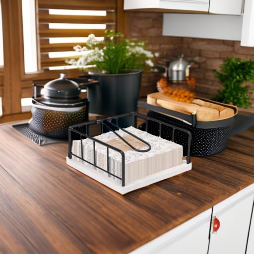 Diseno con base de marmol que añade elegancia a la mesa Livabber