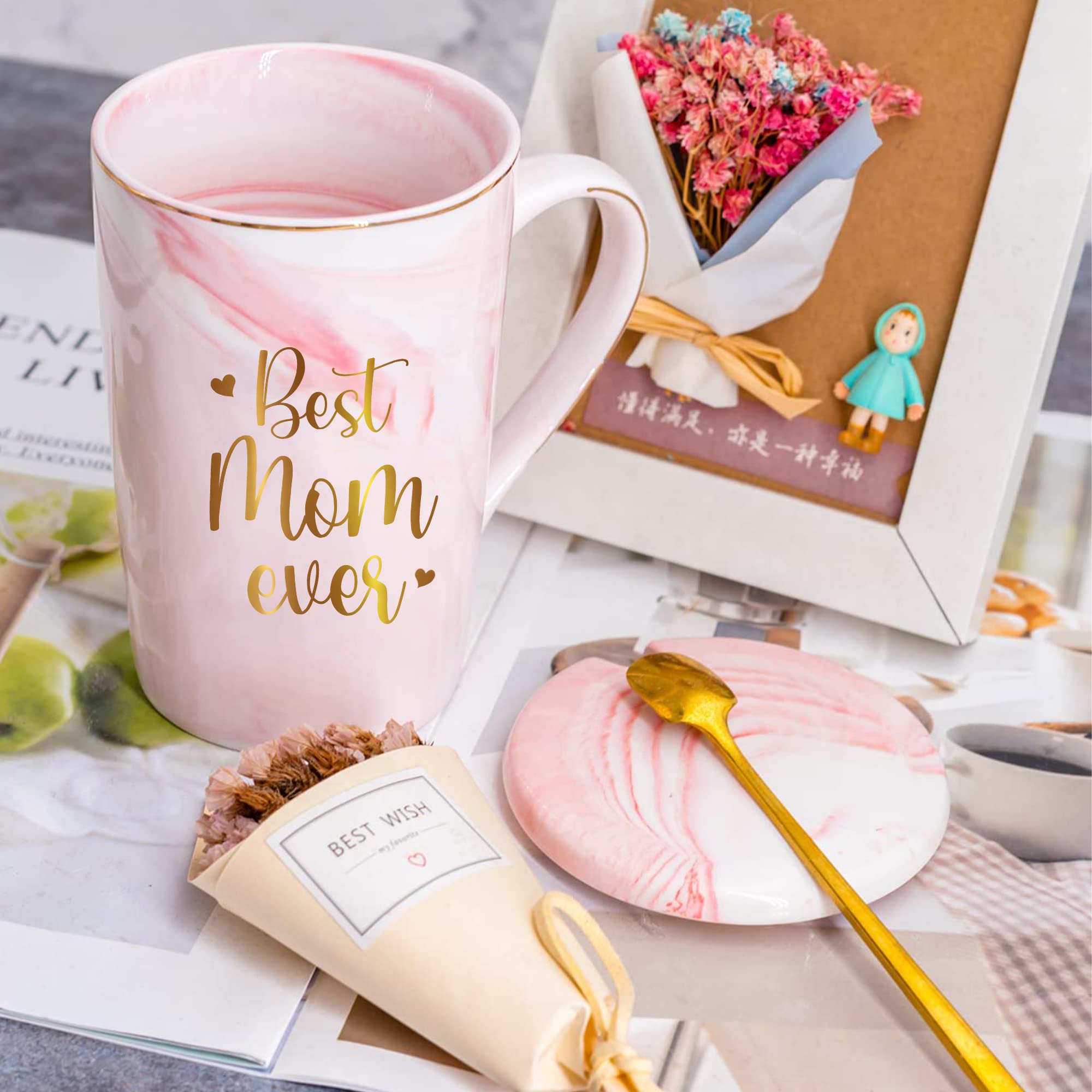Livinges Best Mom Ever mug en mesa, estilo rosado para la cocina