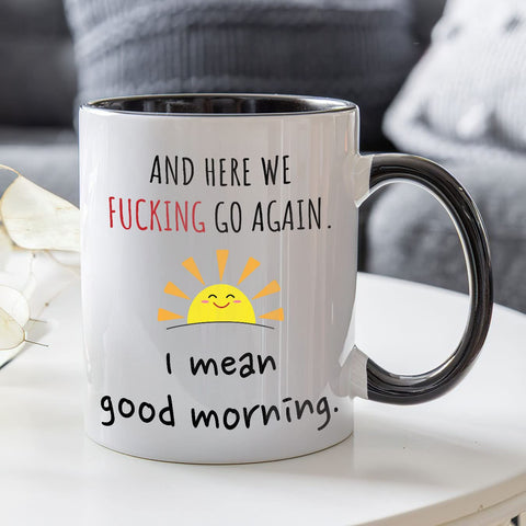 Livinges taza para amigas con frase divertida, ideal para desayunos compartidos.
