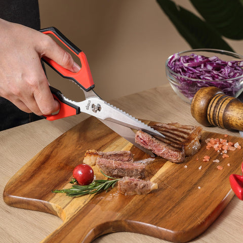 Tijeras LIVINGO con rompe-nueces para mayor versatilidad.