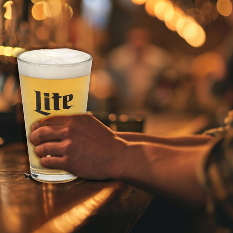 Presentación licenciada de LORD'S ROCKS para Miller Lite.