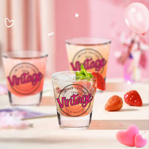LOVEVOYAGE vaso chupito rosa capacidad 60 ml, tamaño perfecto para degustaciones.