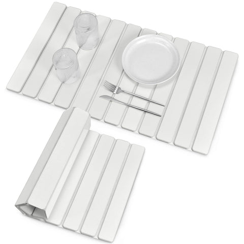 Alfombrilla Lprmnnc para secar platos de piedra extragrande desplegada en la encimera, absorbe agua.