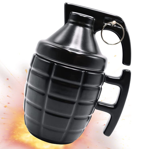Taza cerámica LUCYLANKER con granada, ideal para café caliente.