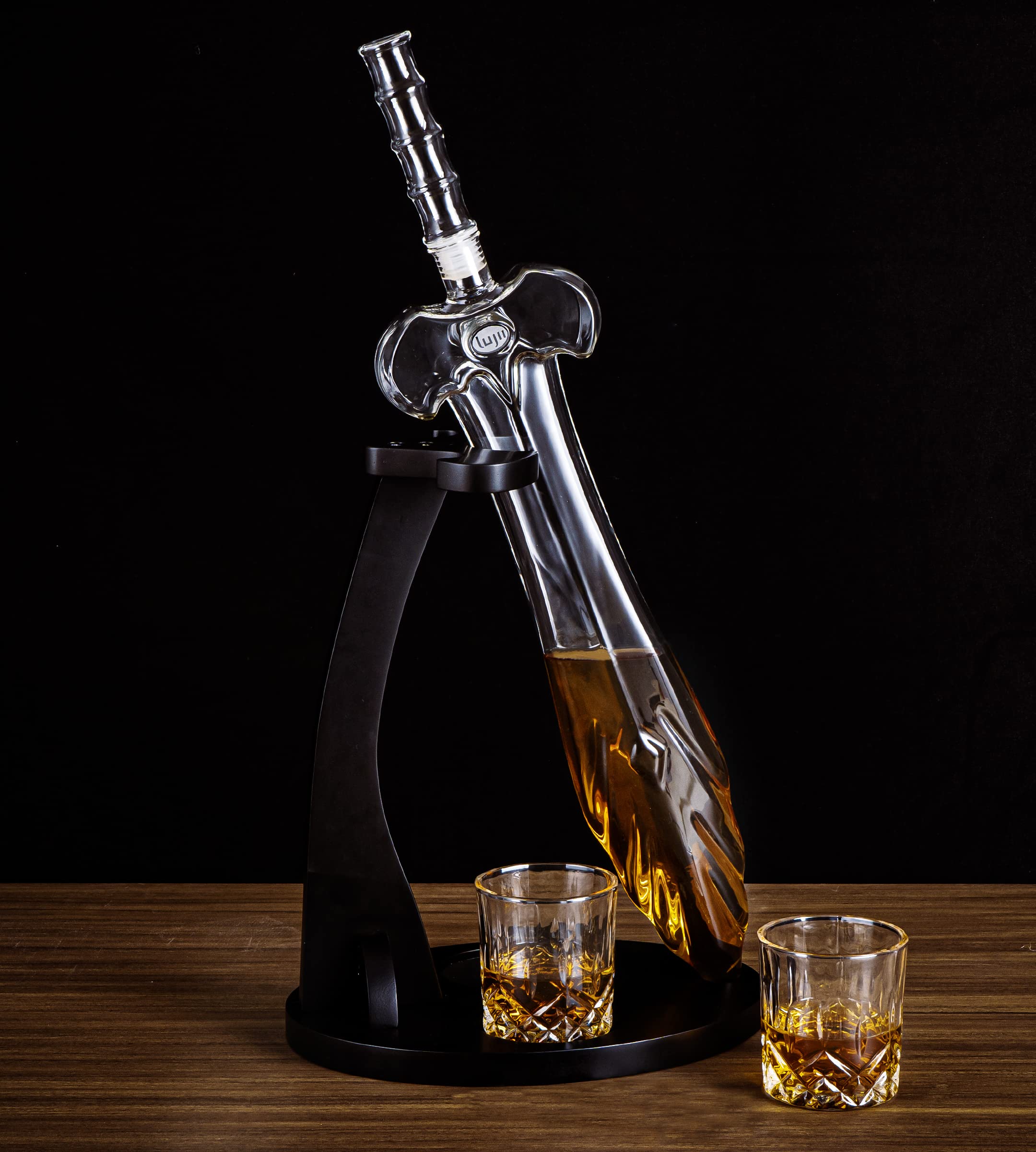 LUJII espada heroica decantador, elegancia en la barra