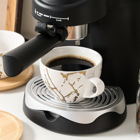 Conjunto Luka de 4 tazas espresso 8 oz con platillo.