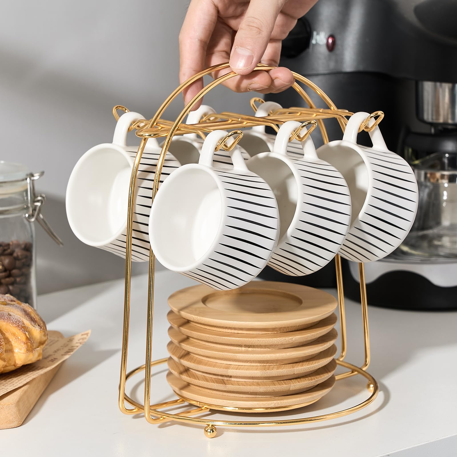 Soporte metálico para tazas demitasse Luka, mantiene el conjunto ordenado.